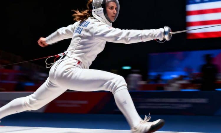 Lauren Scruggs: Bintang Anggar Amerika Peraih Perak Individu dan Emas Beregu Olimpiade Paris 2024